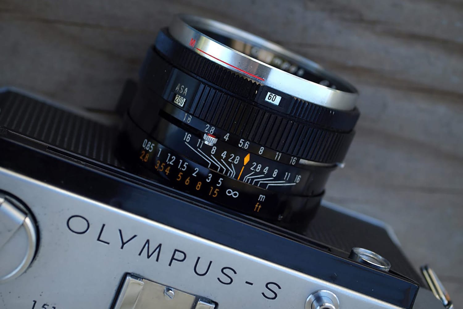 Understanding the Depth-of-Field Scale on Manual Camera Lenses
