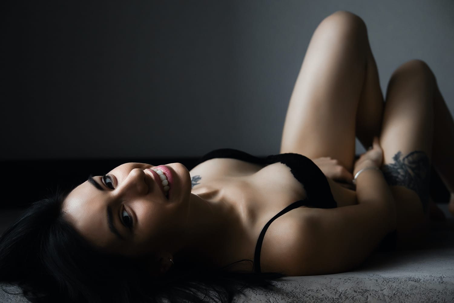 Boudoir Photo Shoot Tips For Better Photos