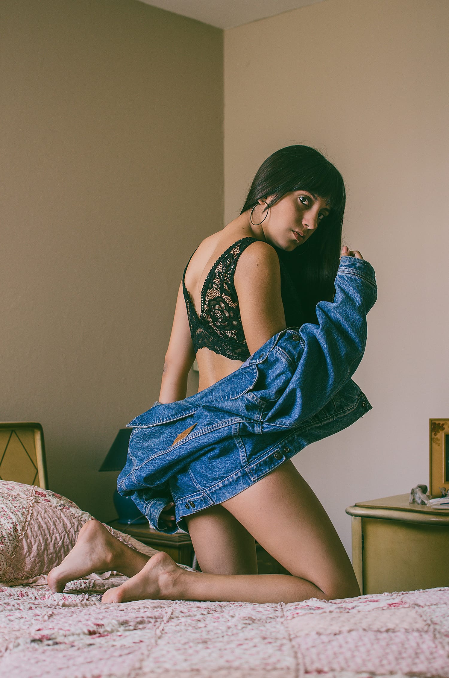 7 Tips For Capturing Gorgeous Boudoir Photos (And Making Your Client Feel Like a Million Bucks)