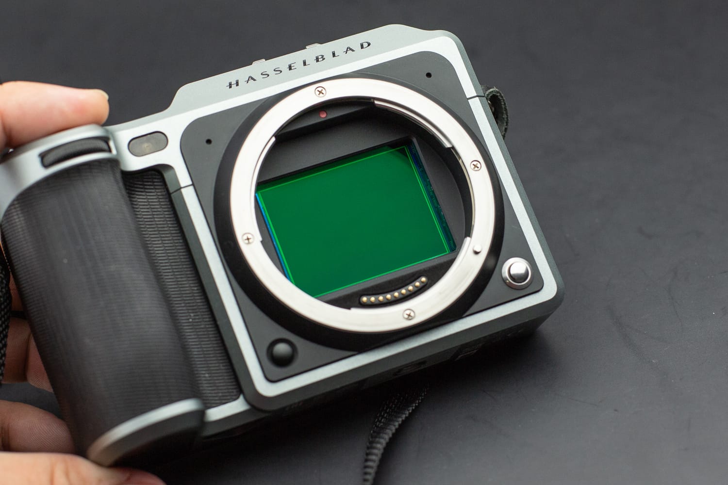 Hands-On Review of the Hasselblad X1D-50c Medium Format Mirrorless Camera