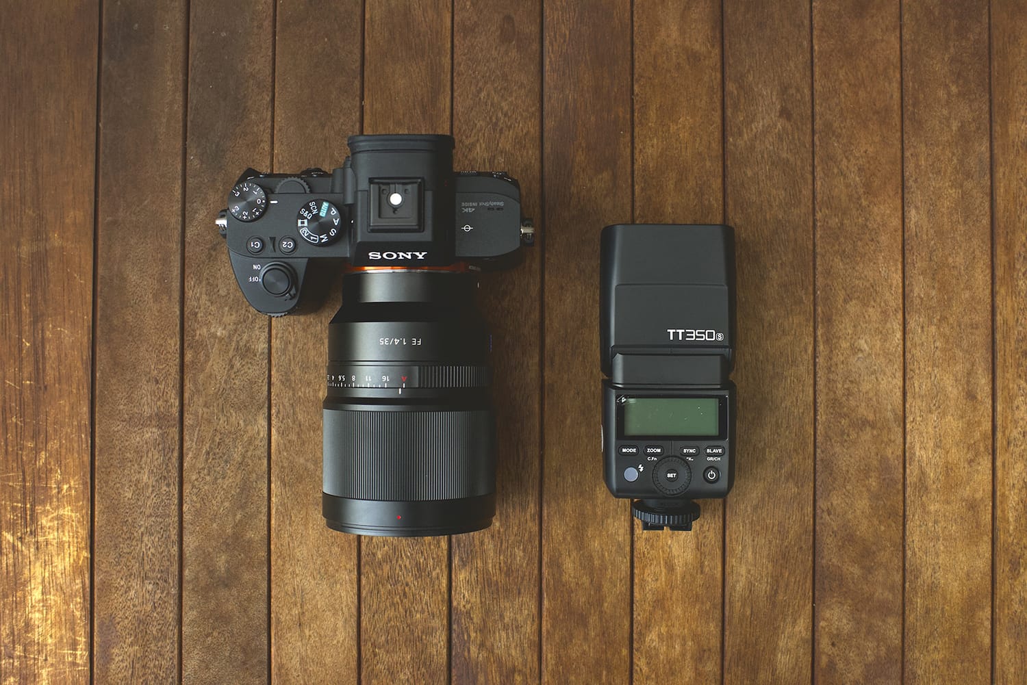 The Ultimate Minimalist Wedding Photography Setup