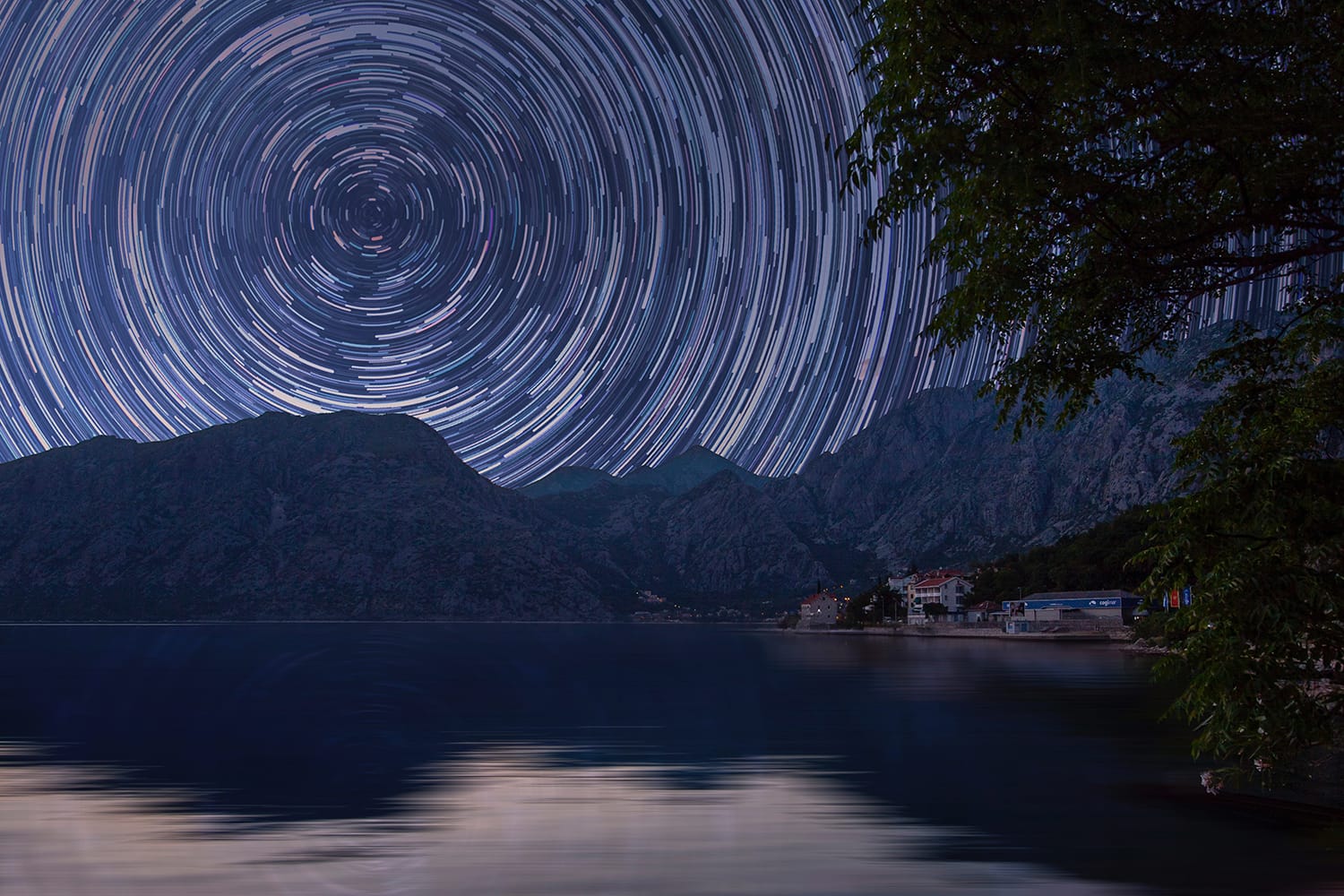 How to Shoot Incredible Star Trail Photographs