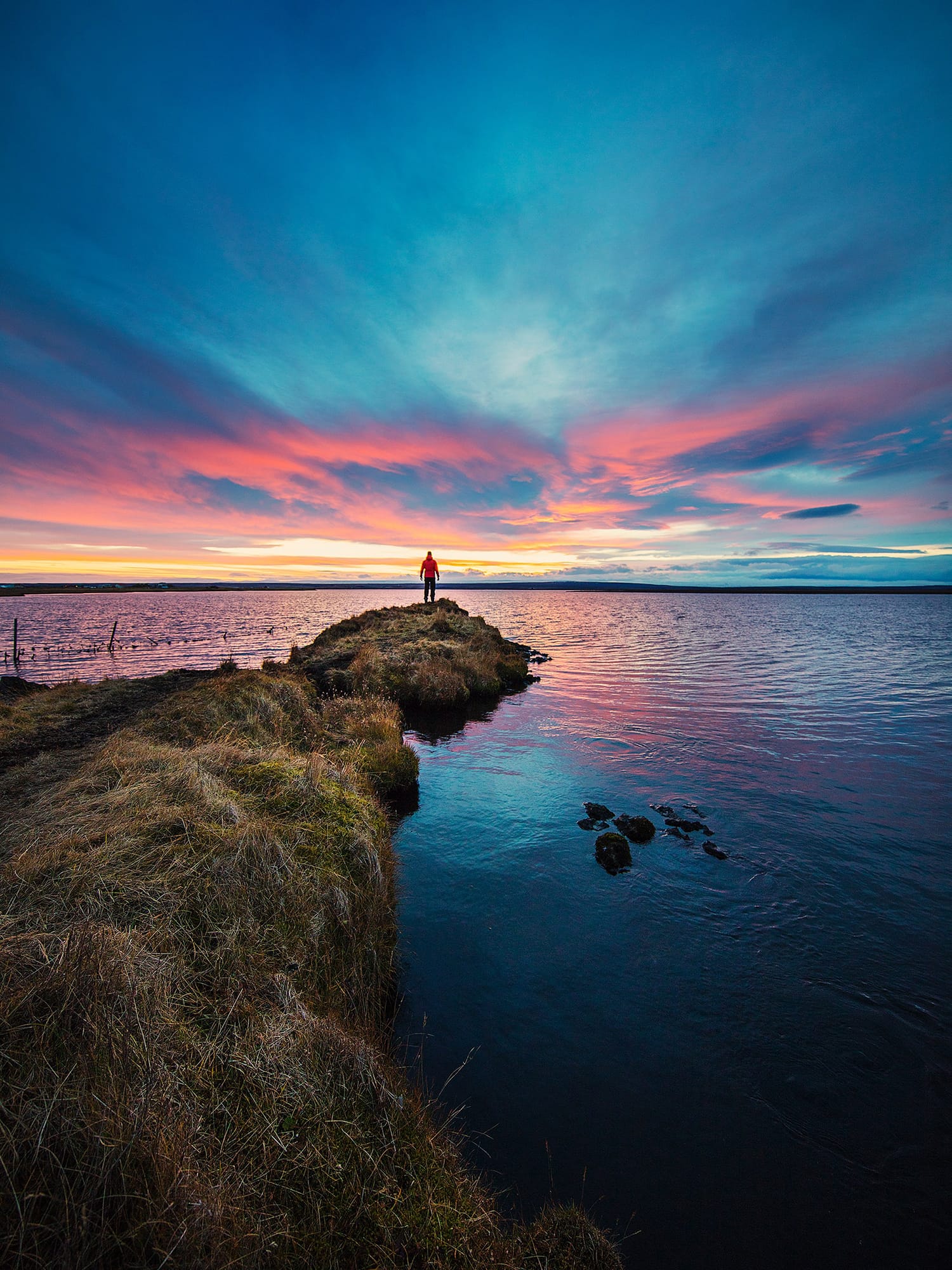 7 Super Useful Tips For Shooting Breathtaking Sunset Photographs You'll Be Proud Of